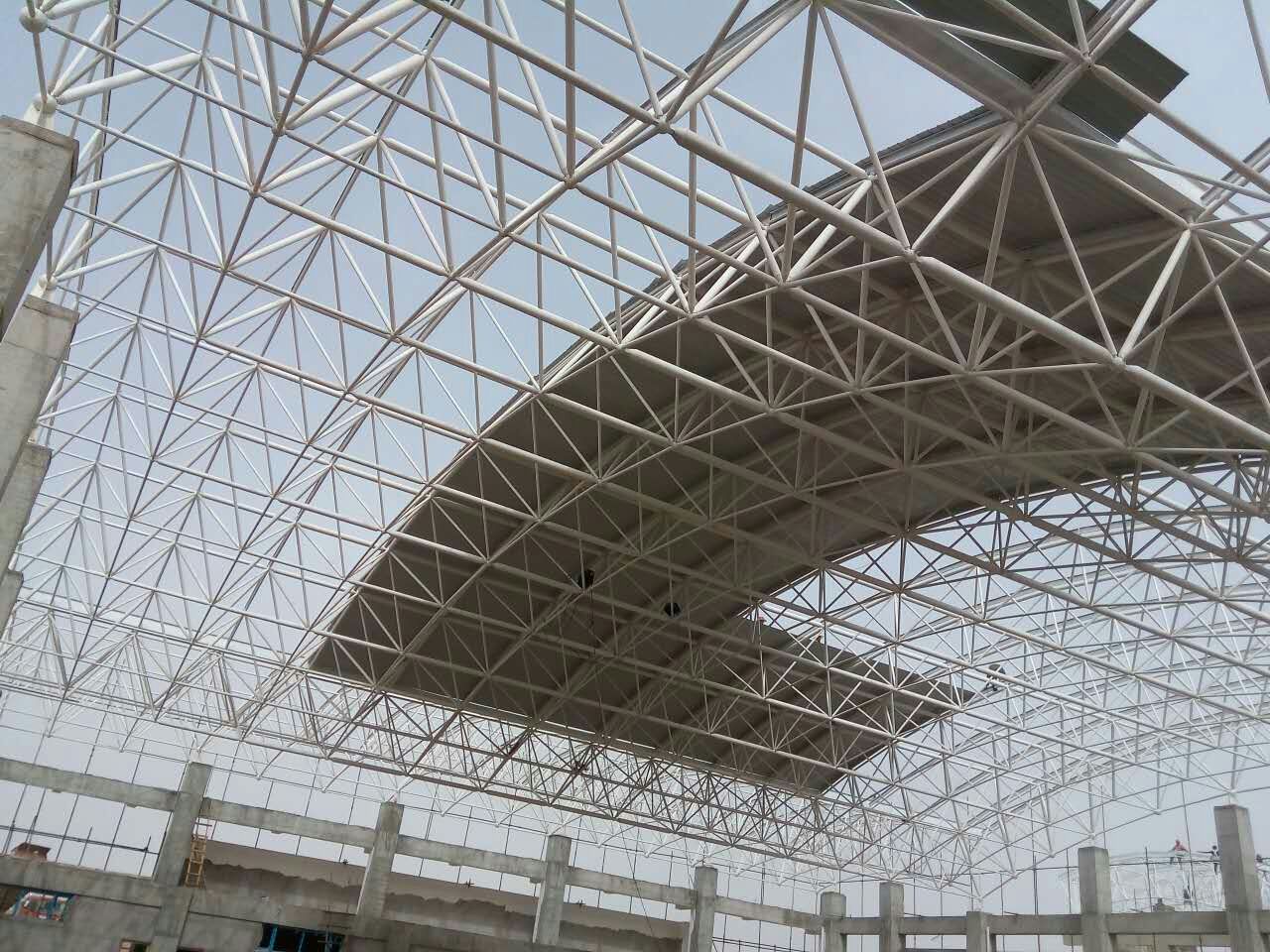 仙桃青岛一汽网架